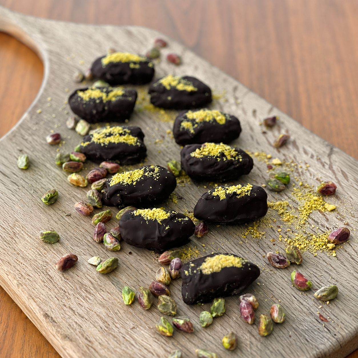 DateswithPistachioButter_DarkChocolate_12pcs